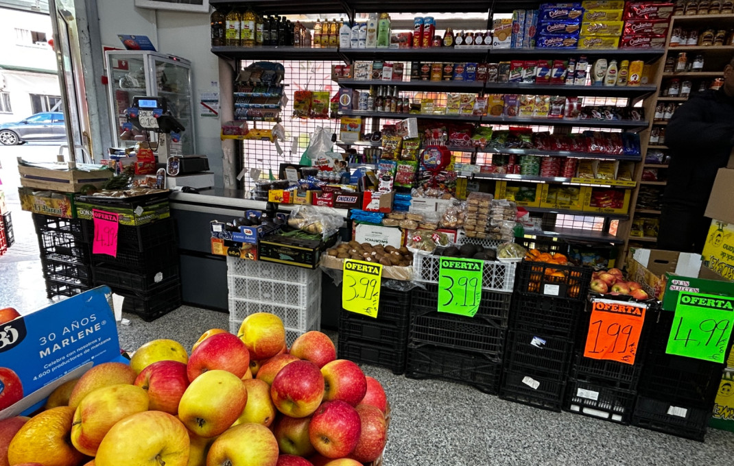 Transfert - magasin d'alimentation -
L'Hospitalet de Llobregat - Pubilla Casas