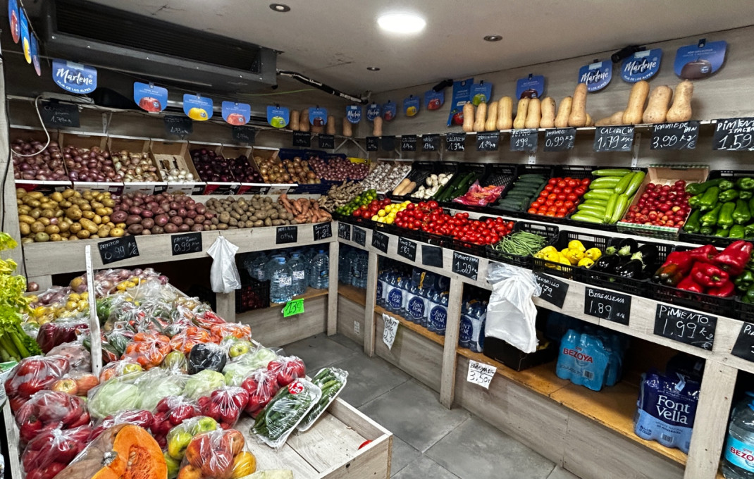 Transfert - magasin d'alimentation -
L'Hospitalet de Llobregat - Pubilla Casas