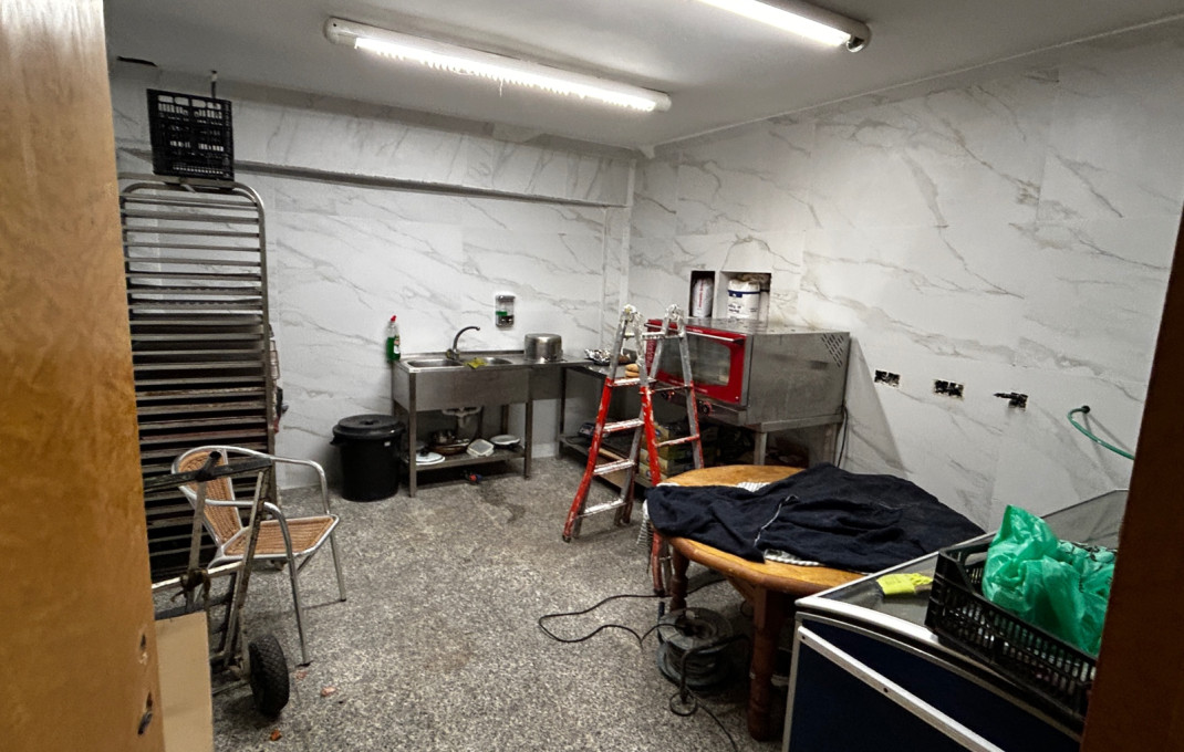 Transfert - magasin d'alimentation -
L'Hospitalet de Llobregat - Pubilla Casas