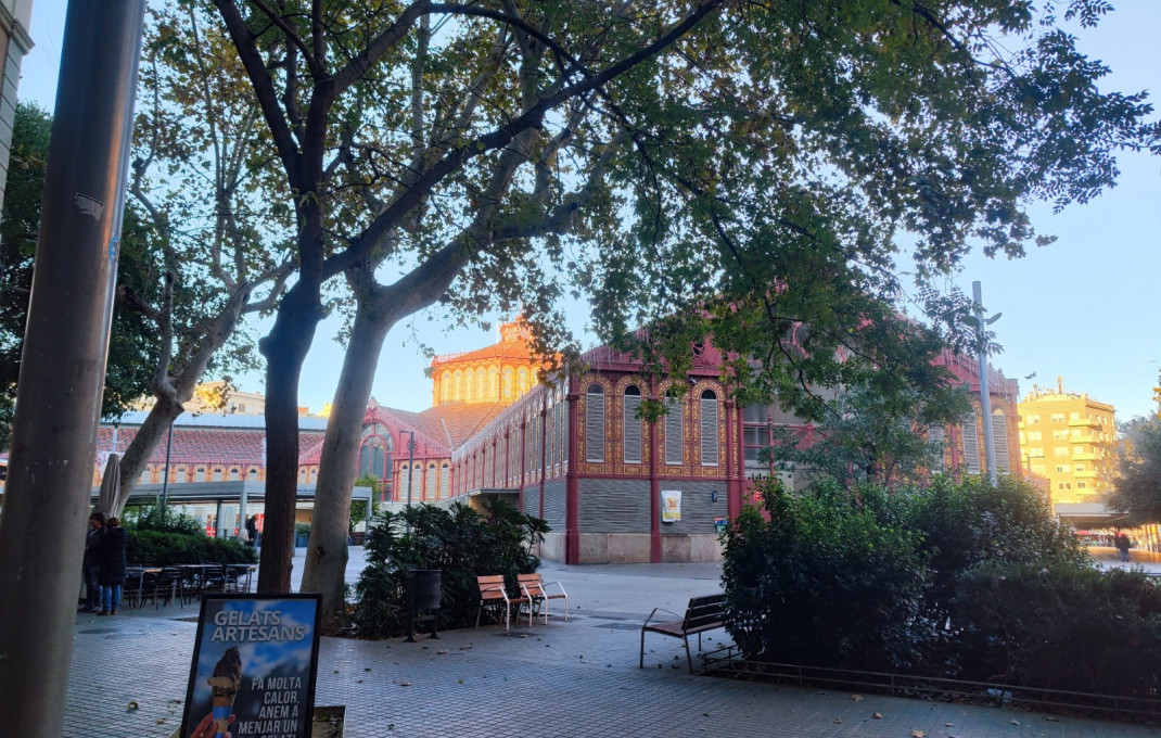 Traspaso - Obradores y/o Panaderias -
Barcelona - Sant Antoni