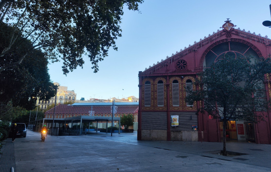 Traspaso - Obradores y/o Panaderias -
Barcelona - Sant Antoni
