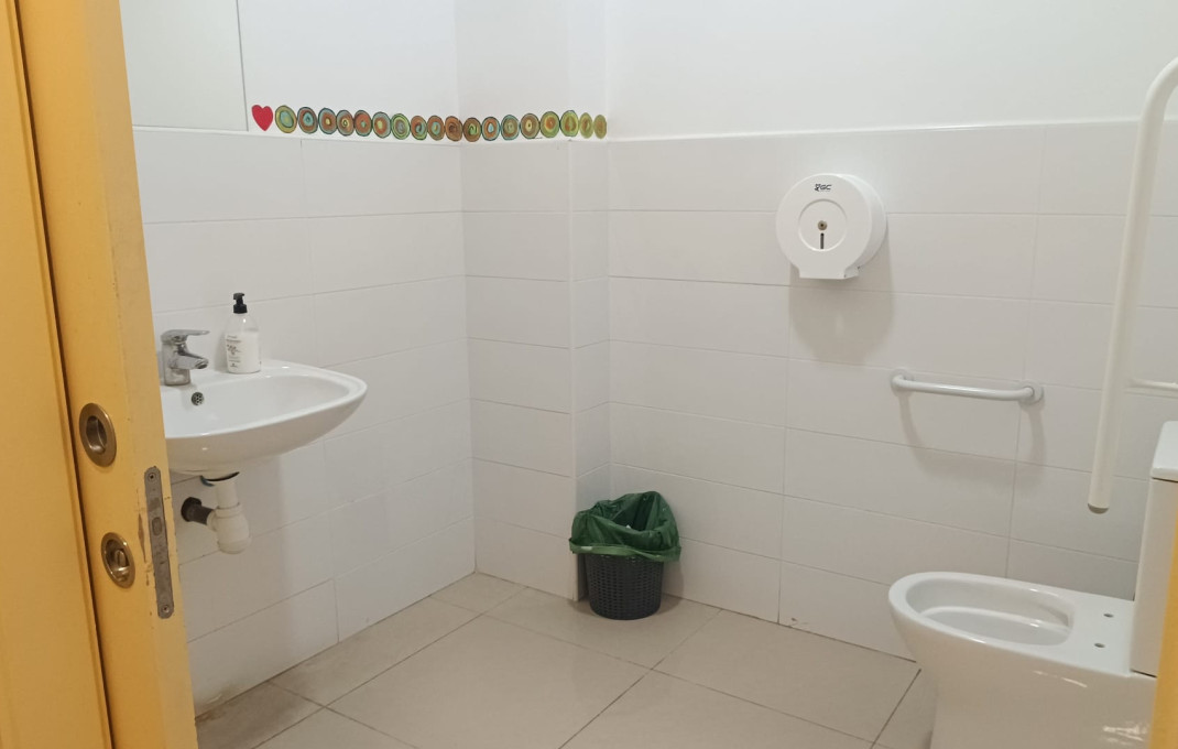 Traspaso - Bar-Cafeteria -
Sant Feliu