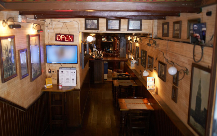 Traspaso - Bar Restaurante -
Barcelona