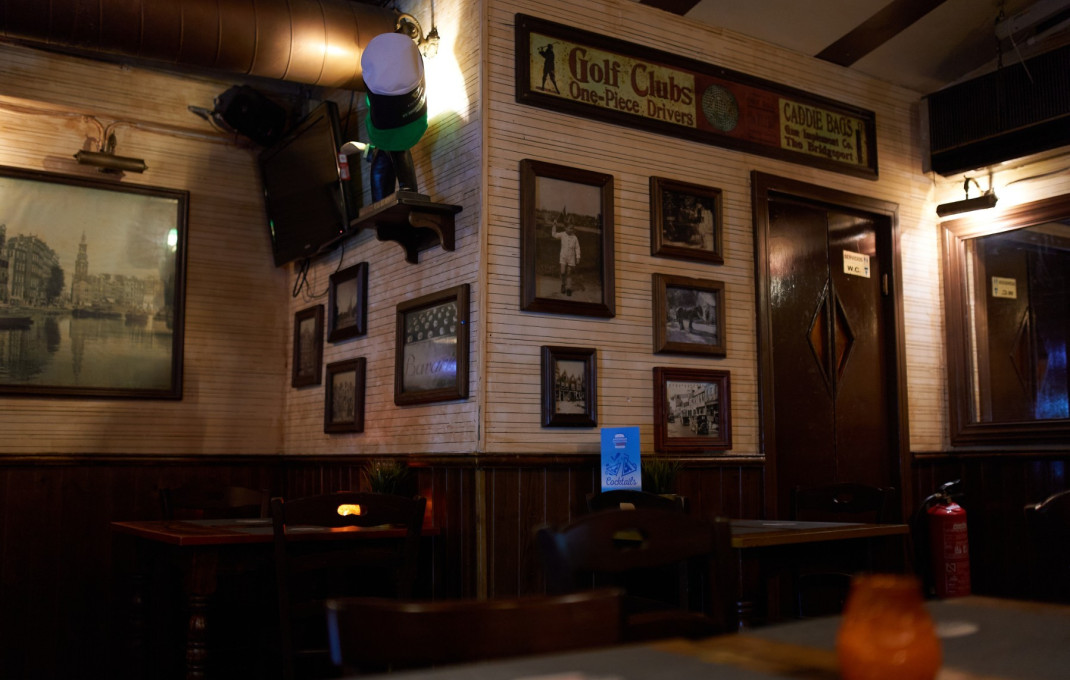 Traspaso - Bar Restaurante -
Barcelona