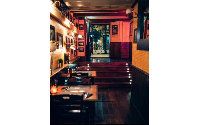 Traspaso - Bar Restaurante -
Barcelona