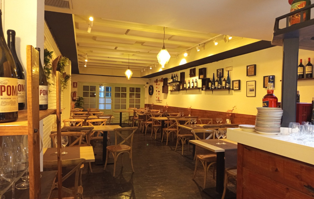 Transfer - Restaurant -
Calafell