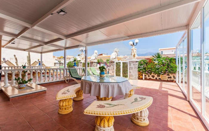 Venta - Apartamentos Turísticos -
Santa Cruz de Tenerife - El Médano