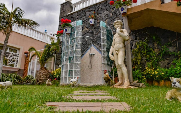 Venta - Apartamentos Turísticos -
Santa Cruz de Tenerife - El Médano