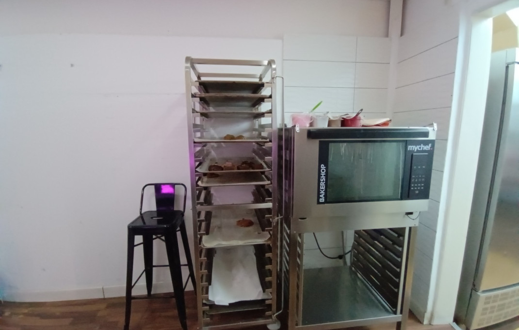 Traspaso - Obradores y/o Panaderias -
Barcelona - Eixample