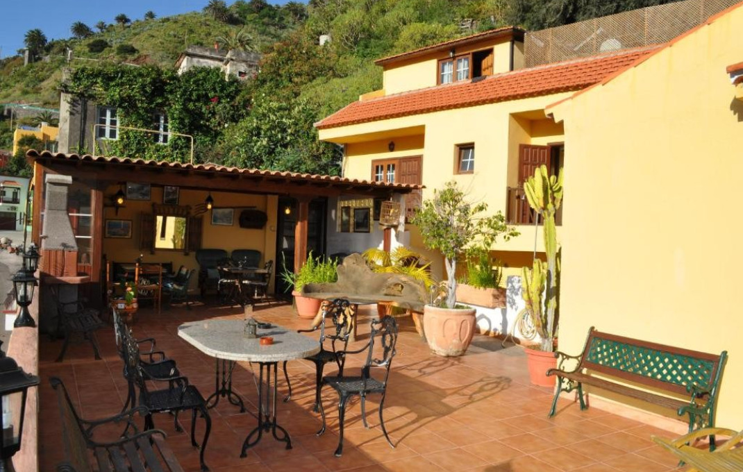 Venta - Hotel Rural -
Santa Cruz de Tenerife - San Sebastián de La Gomera