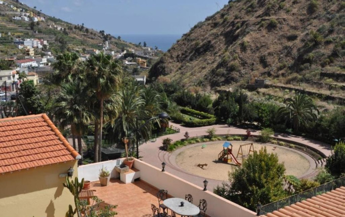 Venta - Hotel Rural -
Santa Cruz de Tenerife - San Sebastián de La Gomera