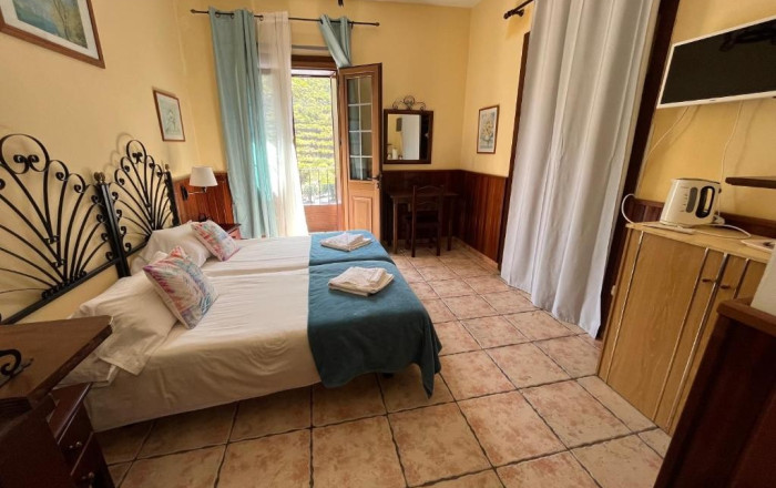 Venta - Hotel Rural -
Santa Cruz de Tenerife - San Sebastián de La Gomera