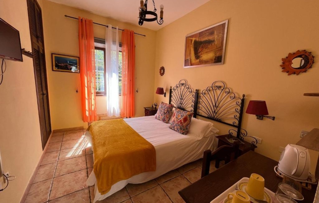 Venta - Hotel Rural -
Santa Cruz de Tenerife - San Sebastián de La Gomera