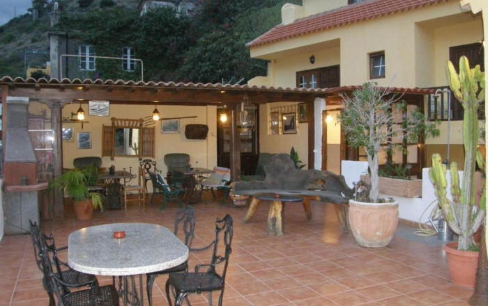 Venta - Hotel Rural -
Santa Cruz de Tenerife - San Sebastián de La Gomera