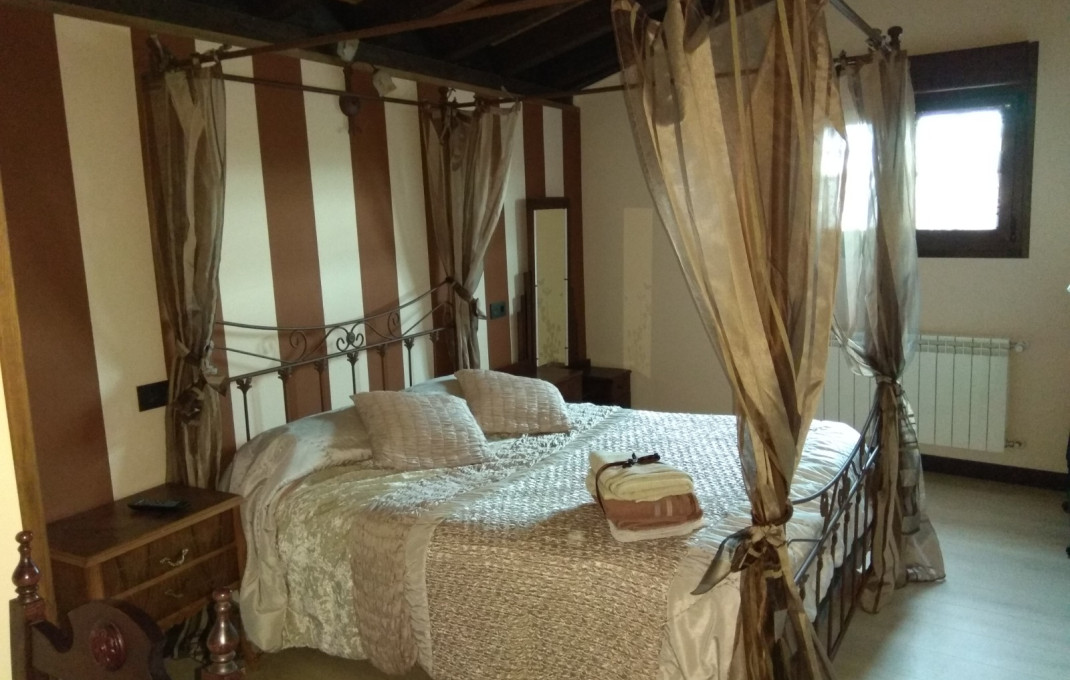 Venta - Hotel Rural -
Burgos - Modúbar de San Cibrián