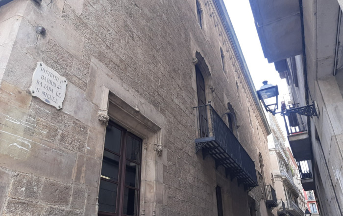 Sale - Edificio -
Barcelona - Ciutat Vella