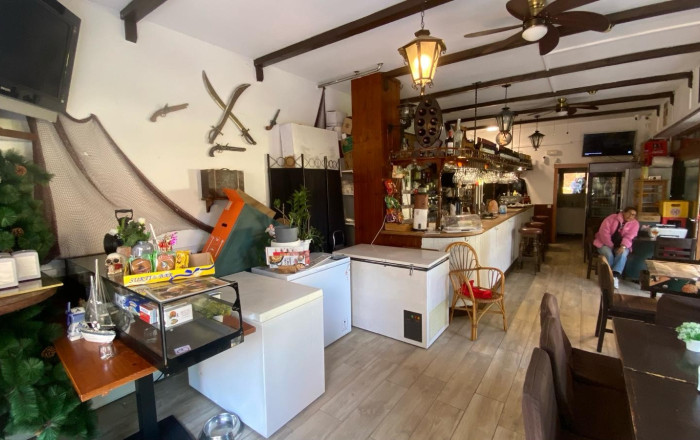 Transfert - Bar-Cafeteria -
Lloret de Mar