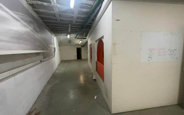 Sale - Local comercial -
Barcelona - Eixample Derecho