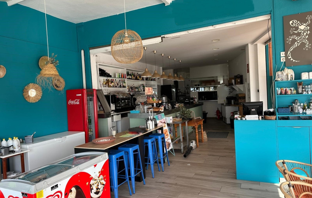 Traspaso - Restaurante -
Roses