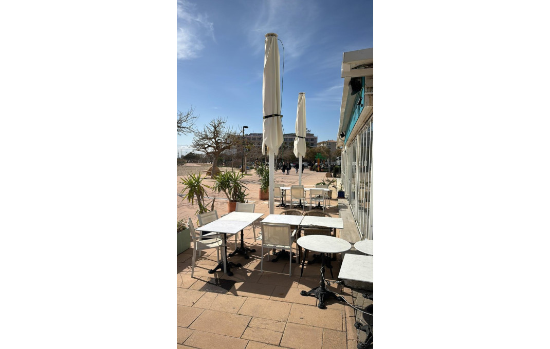 Traspaso - Restaurante -
Roses