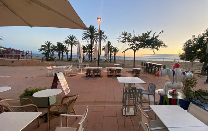 Traspaso - Restaurante -
Roses