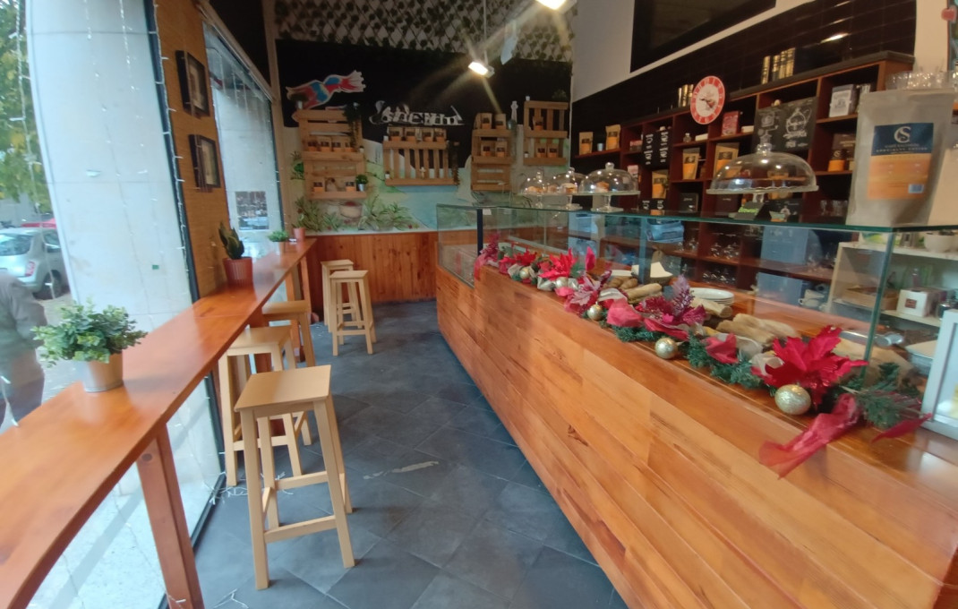 Traspaso - Obradores y/o Panaderias -
Barcelona - Sagrada familia