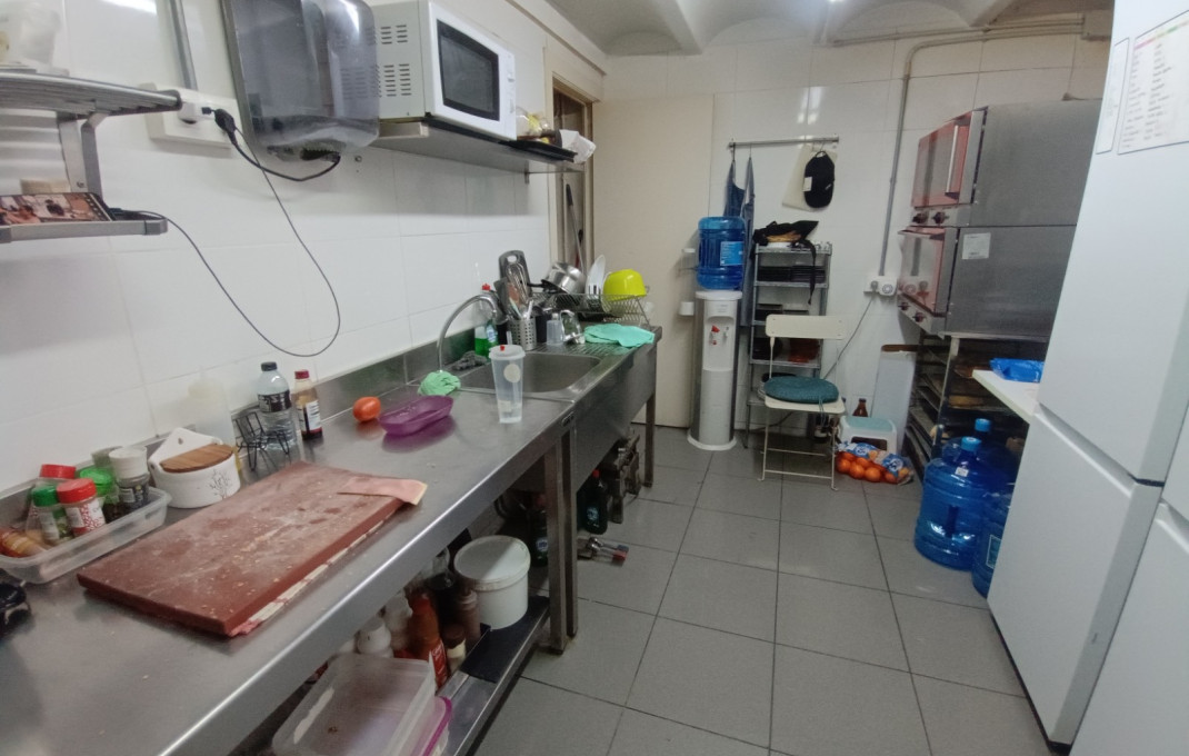 Traspaso - Obradores y/o Panaderias -
Barcelona - Sagrada familia