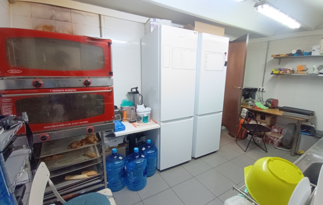 Traspaso - Obradores y/o Panaderias -
Barcelona - Sagrada familia