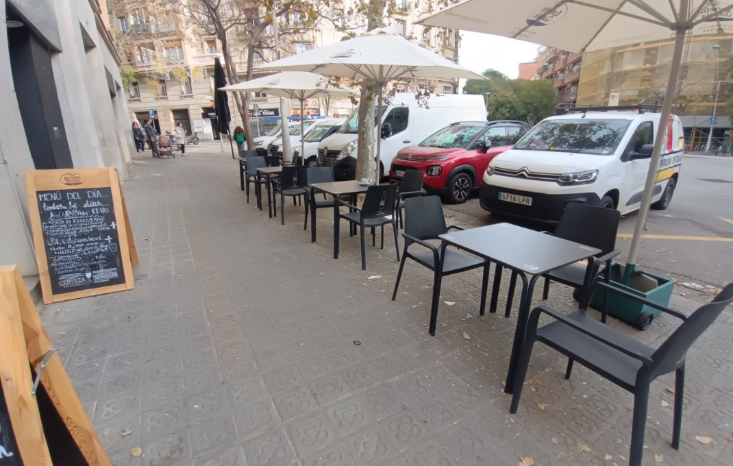 Traspaso - Obradores y/o Panaderias -
Barcelona - Sagrada familia