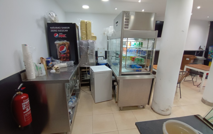 Traspaso - Take Away -
Barcelona - Horta