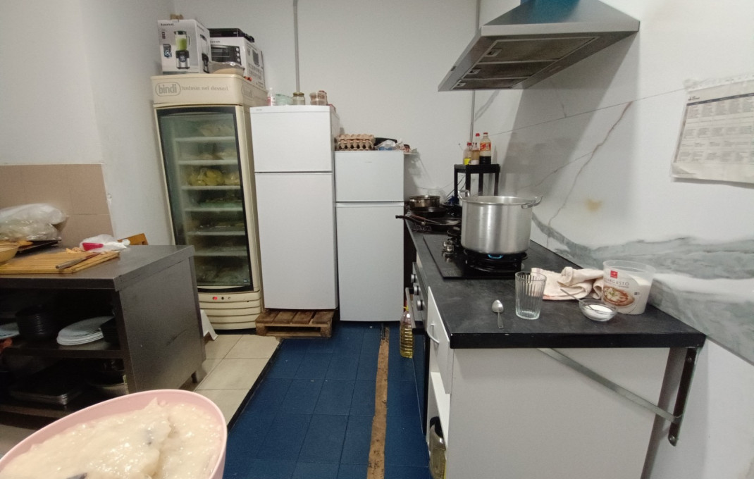 Traspaso - Take Away -
Barcelona - Horta