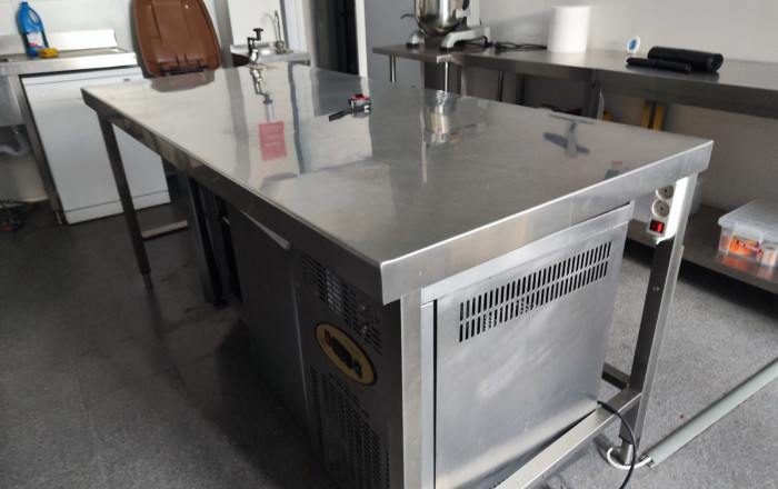 Traspaso - Cocina industrial -
Barcelona - Guinardo