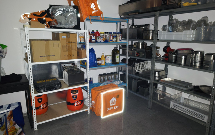 Traspaso - Cocina industrial -
Barcelona - Guinardo