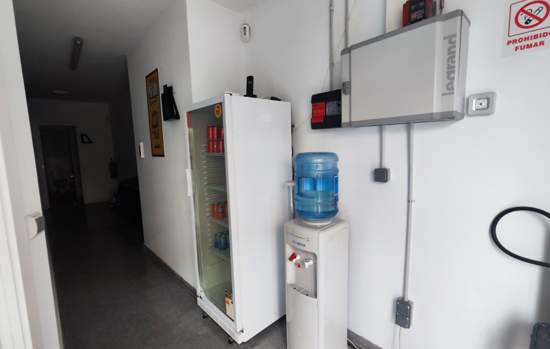 Traspaso - Cocina industrial -
Barcelona - Guinardo