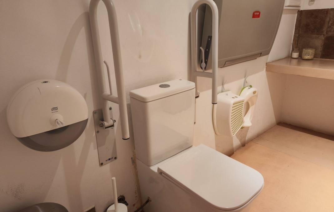 Traspaso - Bar Restaurante -
Barcelona - Poblenou