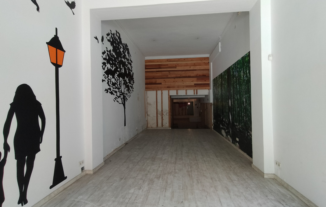 Vente rentable - Local comercial -
Barcelona - Eixample Derecho