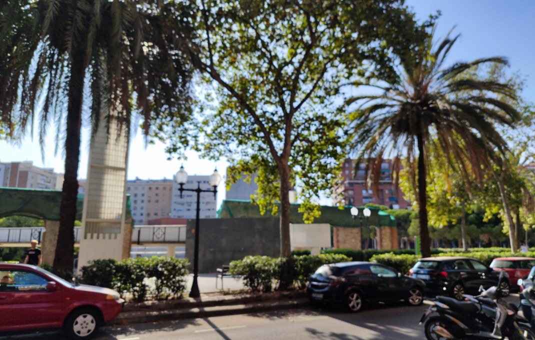 Traspaso - Restaurante -
Barcelona - Clot