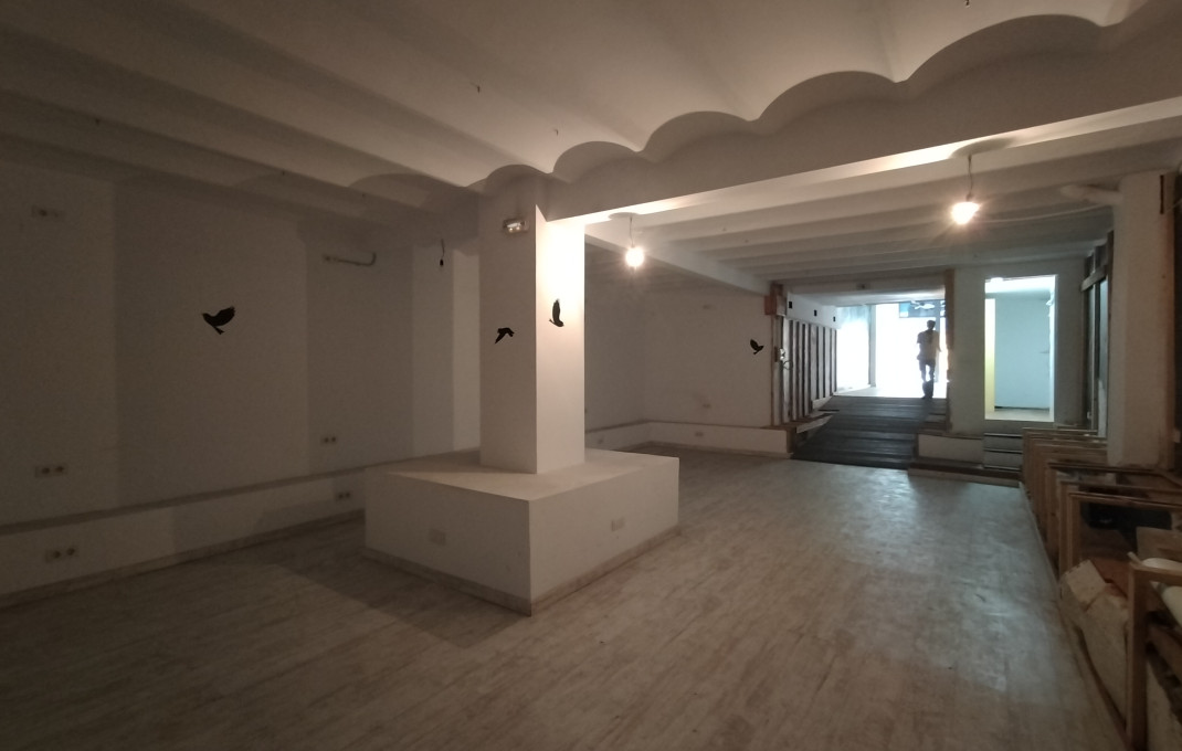 Vente rentable - Local comercial -
Barcelona - Eixample Derecho