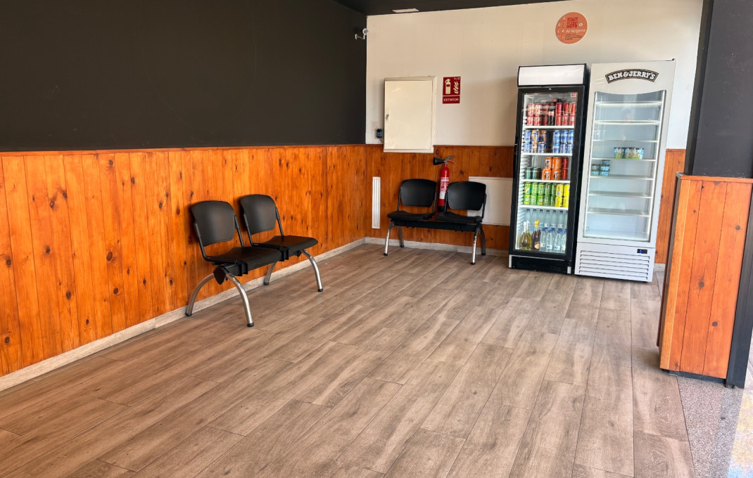 Traspaso - Take Away -
Pallejà