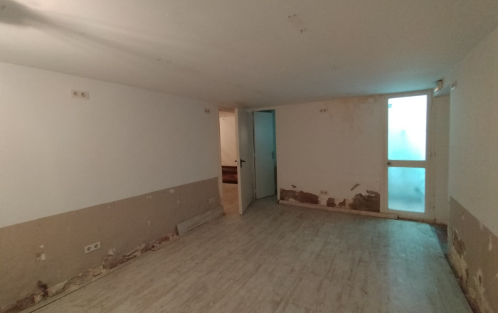 Vente rentable - Local comercial -
Barcelona - Eixample Derecho