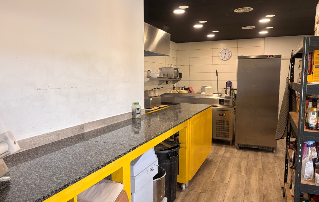 Traspaso - Take Away -
Pallejà