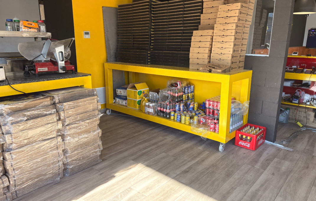 Traspaso - Take Away -
Pallejà