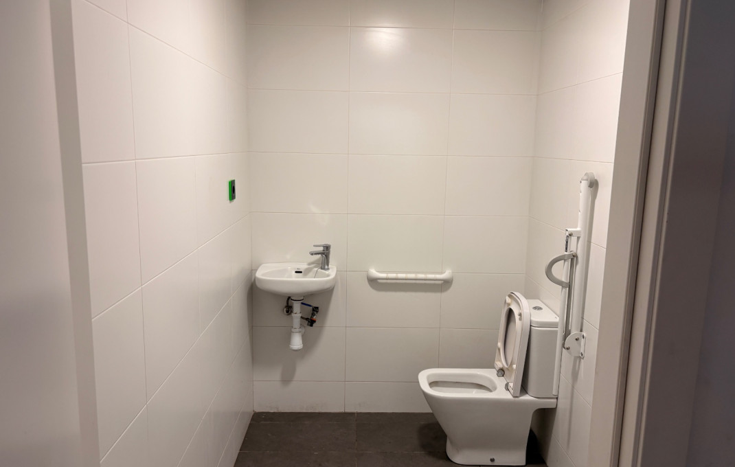 Traspaso - Take Away -
Pallejà