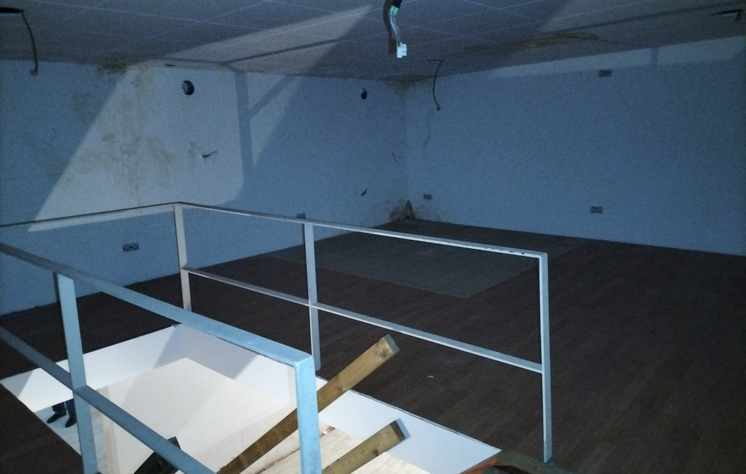 Vente rentable - Local comercial -
Barcelona - Eixample Derecho