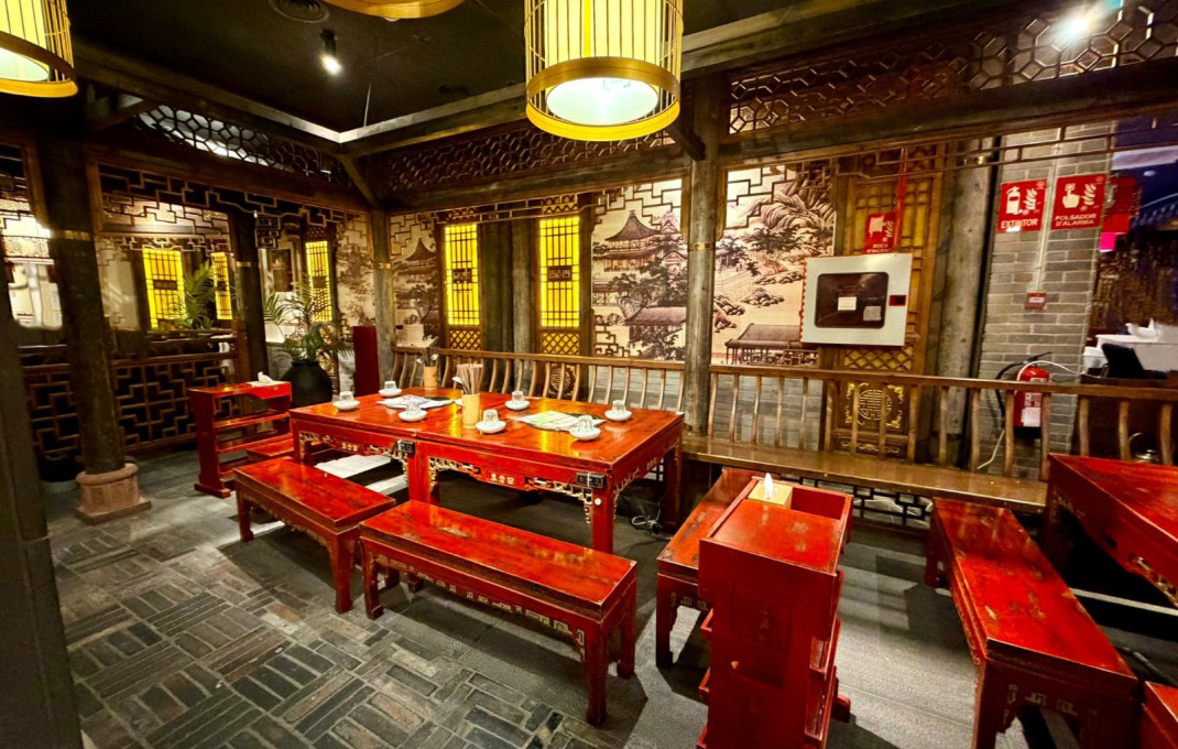 Traspaso - Restaurante -
Barcelona - Eixample Derecho