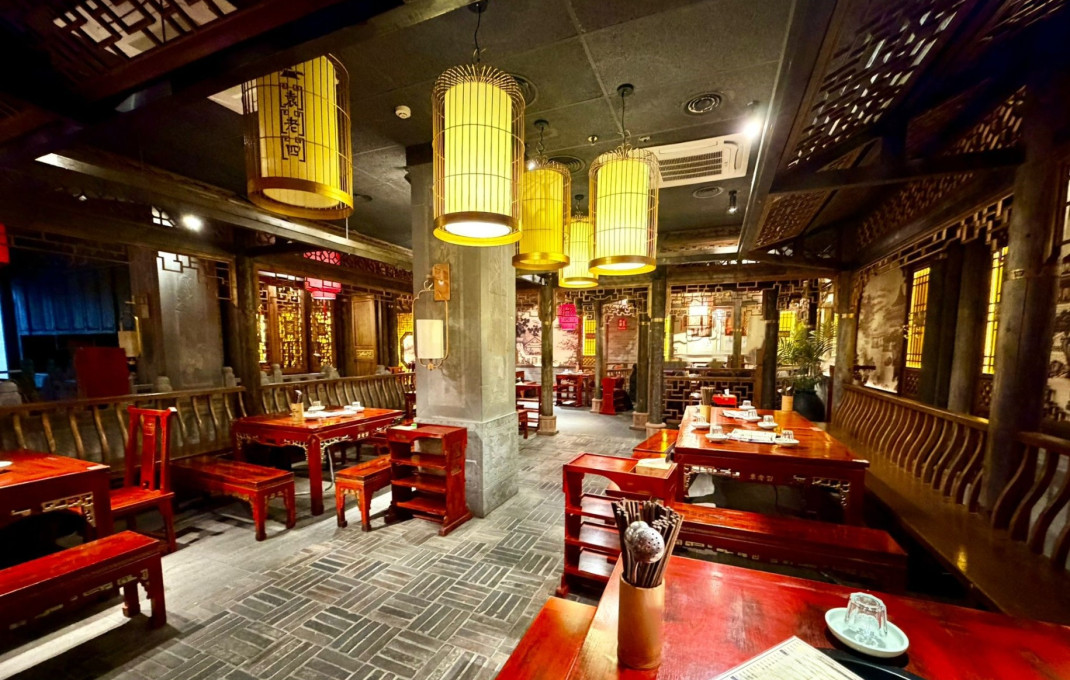 Traspaso - Restaurante -
Barcelona - Eixample Derecho