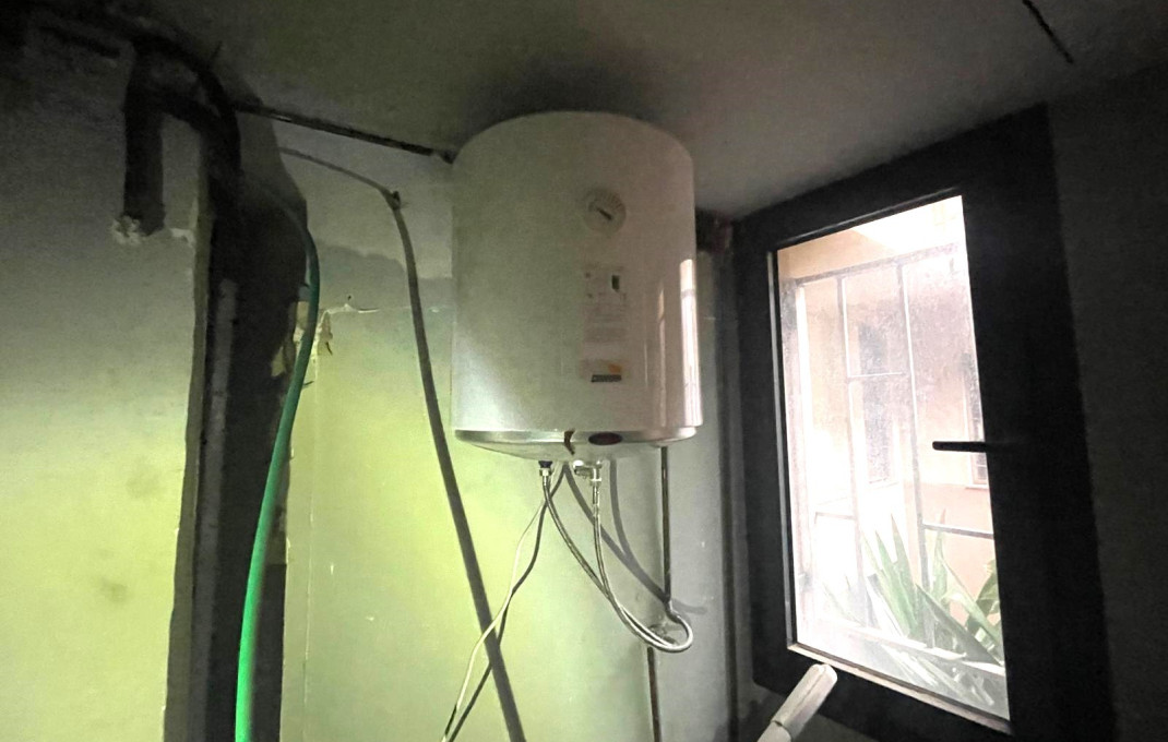 Venta - Local comercial -
Barcelona - Ciutat Vella, Raval