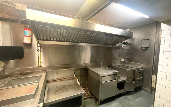 Sale - Bar Restaurante -
Barcelona - Ciutat Vella, Raval