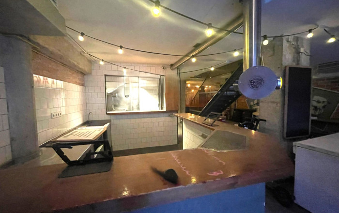 Sale - Bar Restaurante -
Barcelona - Ciutat Vella, Raval