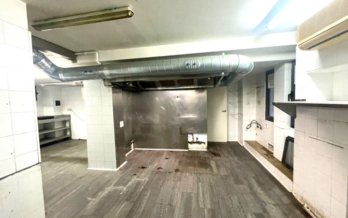 Sale - Bar Restaurante -
Barcelona - Ciutat Vella, Raval